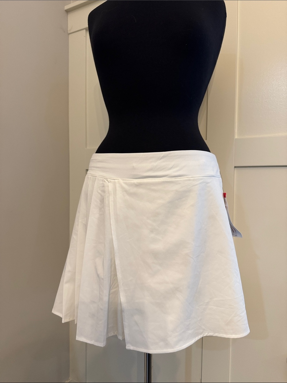 Lole White Circle Skort